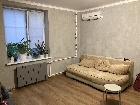 г.Азов, Продаем 3 кв-ру  65 кв.м. на 3/3эт. 1