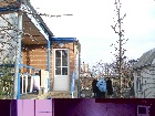 г.Азов, Продаем кирп. жилой дом 90 кв. м, в/у, мансарда не отделана, балкон, во дворе кухня, гараж, подвал, сад 10 сот., хоз. постр. или меняю на 2-3-комн. кв. 1