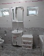г.Азов, Кирп. дом в р-не Красногоровки 93 кв. м, уч. 9.52 сот., 4 комн., кухня 12 кв. м, в/у, с/у разд., МПО, летняя кухня, газ, вода, отопл., канализ., гараж 50 кв. м, хоз. постр., виноград, за 3200 т.р., торг. 4